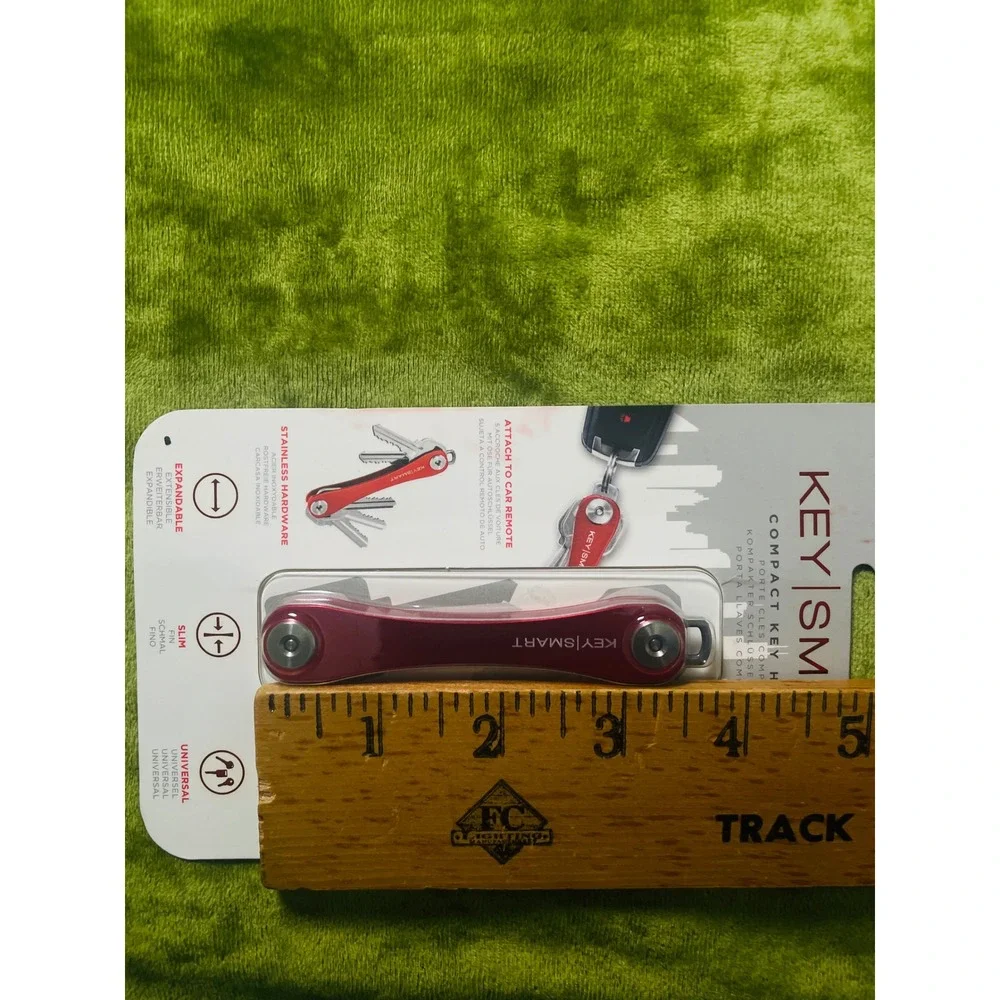 KeySmart Compact Key Organizer Red Slim EDC Holder‎ Up To 8 Keys Brand New